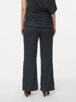 Ausgestellt Hose