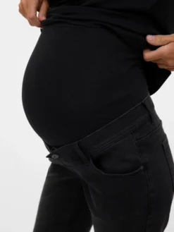 Ausgestellt Jeans