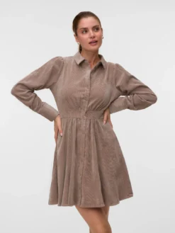 AWANE Kurzes Kleid