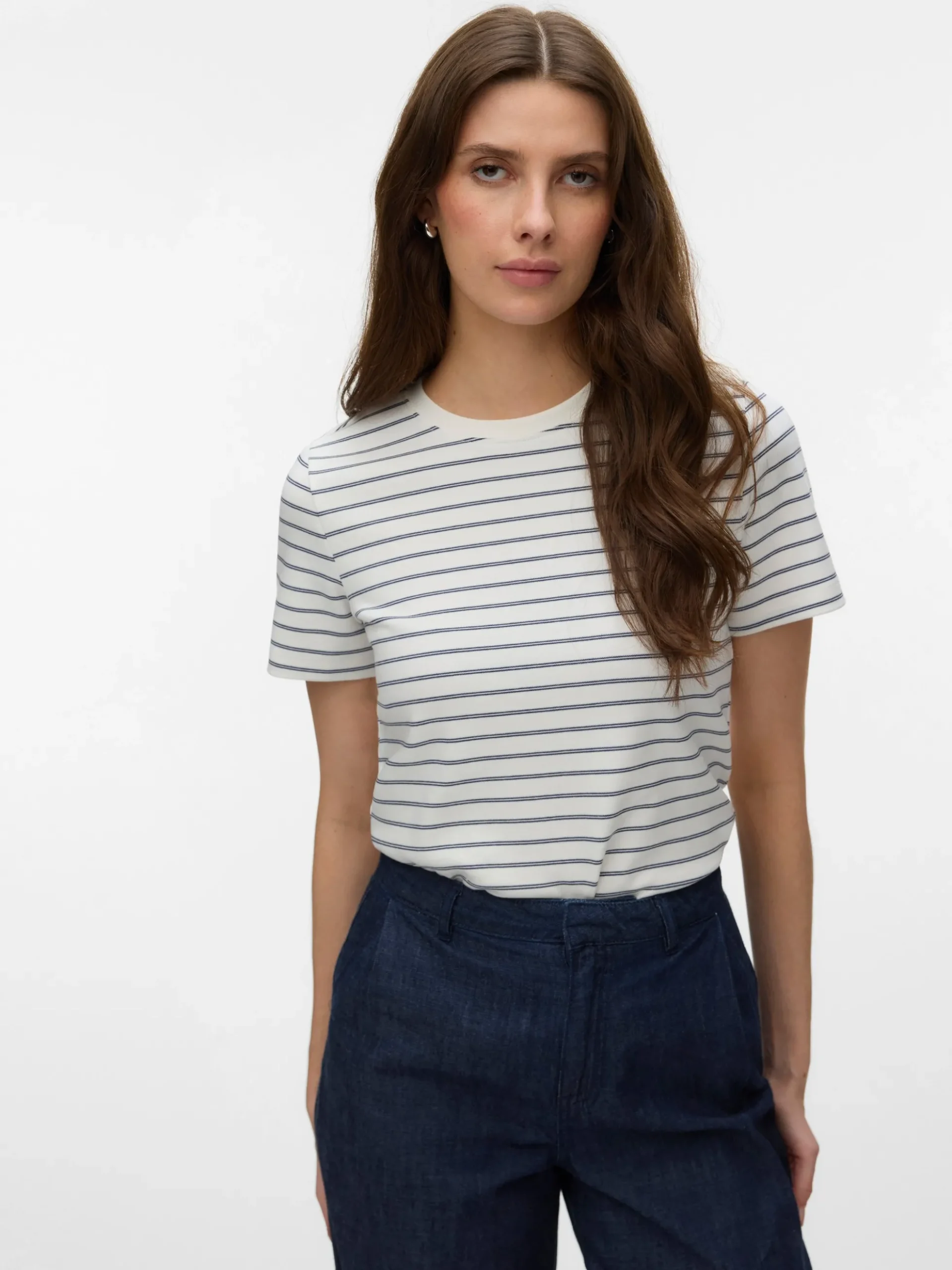 AWAVANI T-Shirt