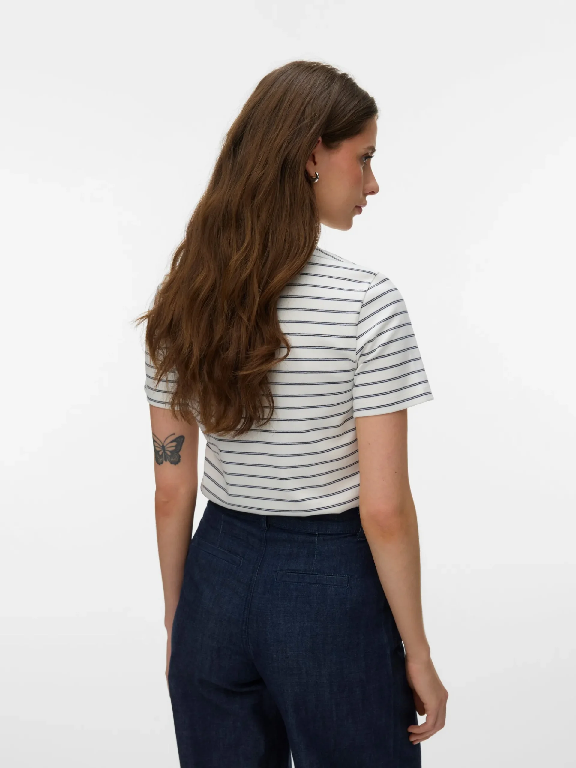 AWAVANI T-Shirt