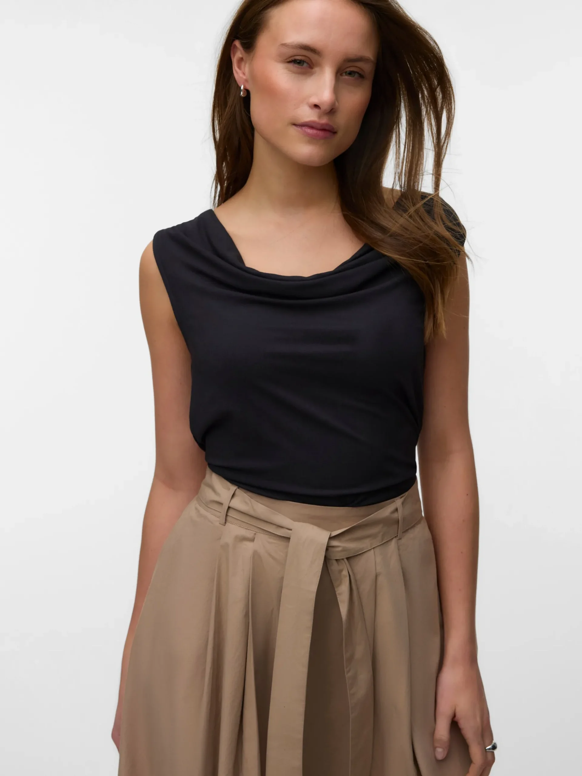 AWBREA Top