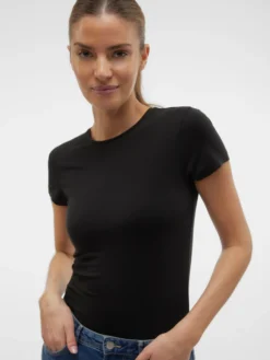 AWINES Top