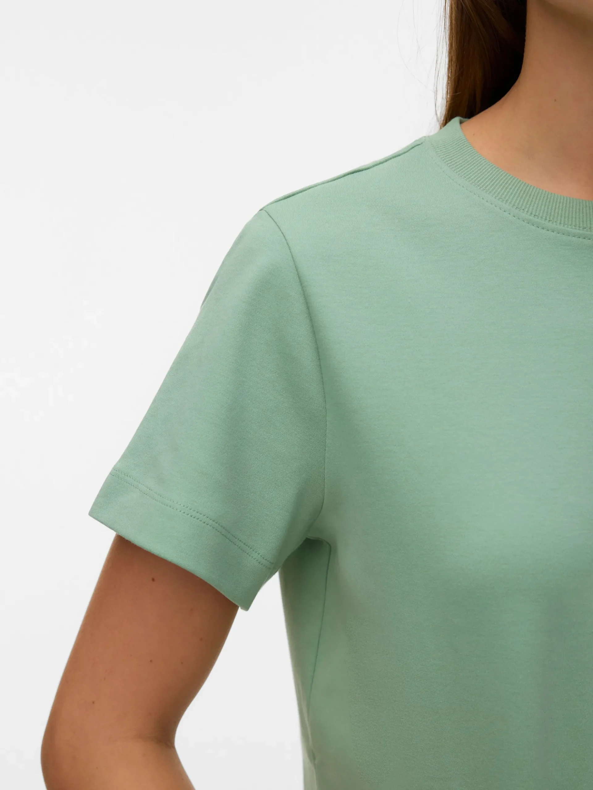AWNAIMA T-Shirt