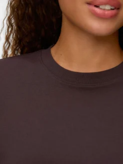AWNAIMA T-Shirt