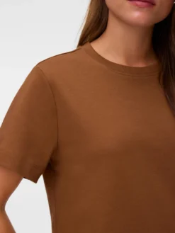 AWNAIMA T-Shirt