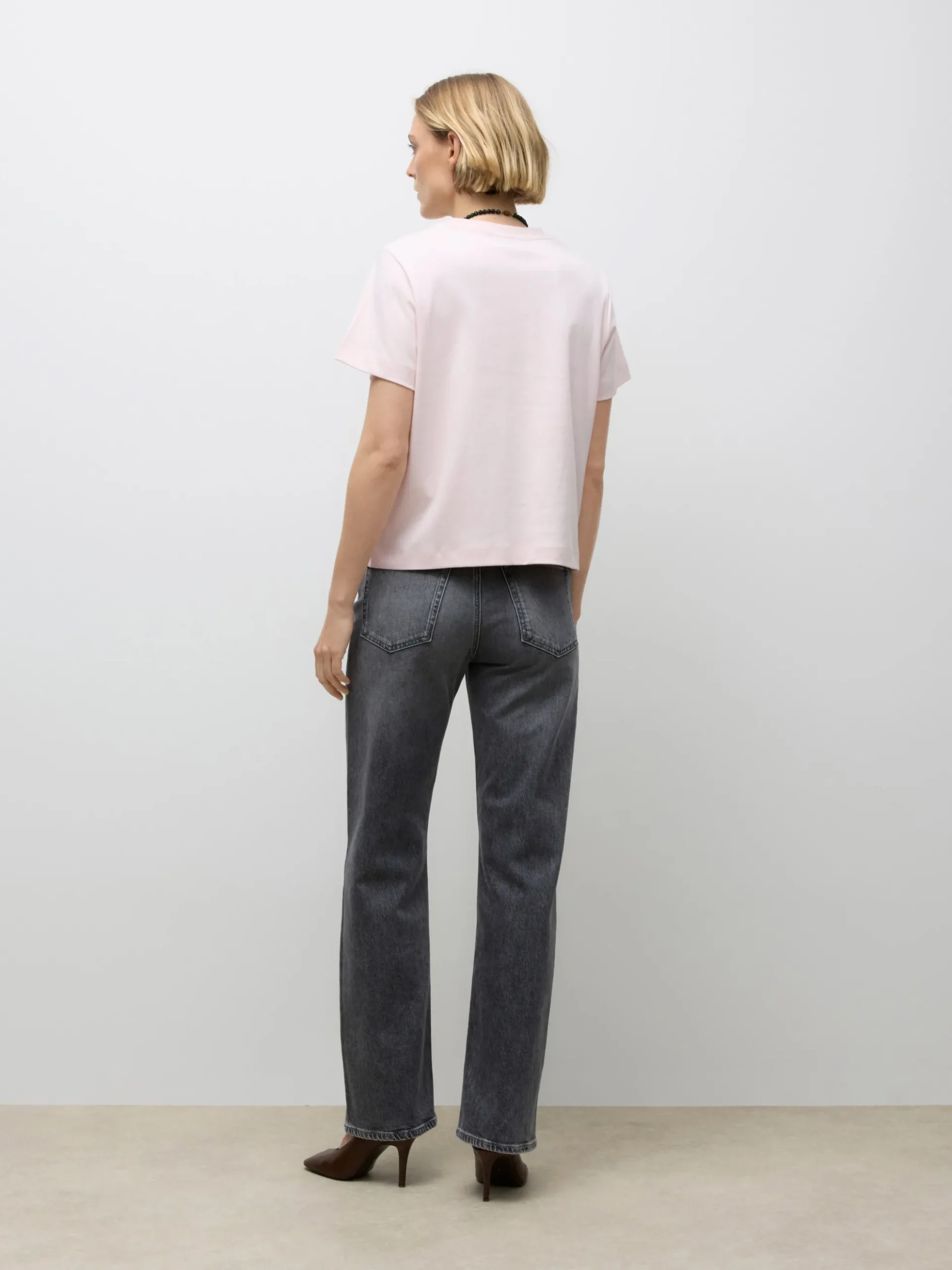 AWNAIMA T-Shirt