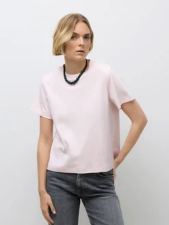 AWNAIMA T-Shirt