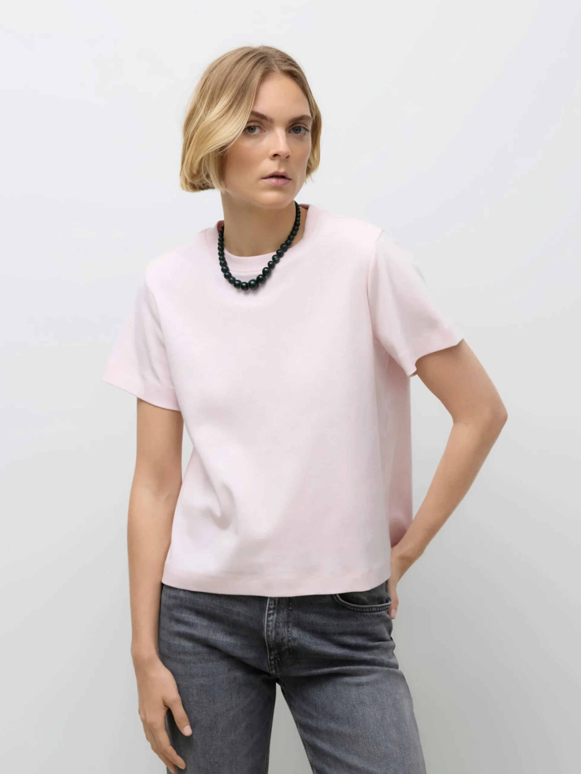 AWNAIMA T-Shirt