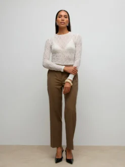 AWTESSY Top