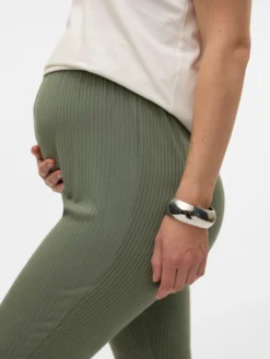Normal geschnitten Hohe Taille Hose