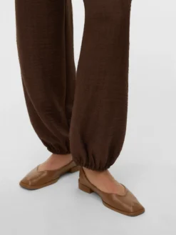Normal geschnitten Hose