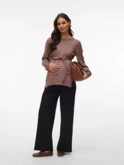 Normal geschnitten Rundhals Pullover