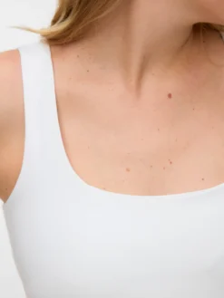 Normal geschnitten Trapezausschnitt Top