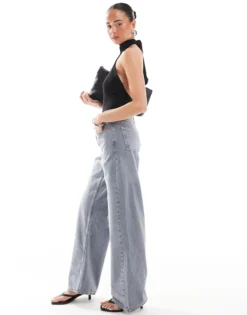 TOPSHOP Mittlere Taille Locker geschnitten Jeans
