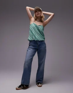 TOPSHOP Mittlere Taille Locker geschnitten Jeans