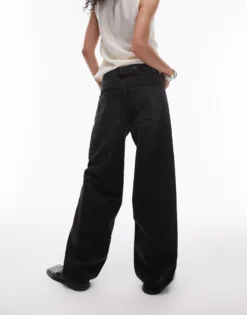 TOPSHOP Niedrige Taille Locker geschnitten Jeans