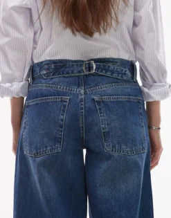 TOPSHOP Niedrige Taille Locker geschnitten Jeans