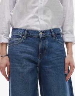 TOPSHOP Niedrige Taille Locker geschnitten Jeans