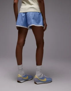TOPSHOP Shorts