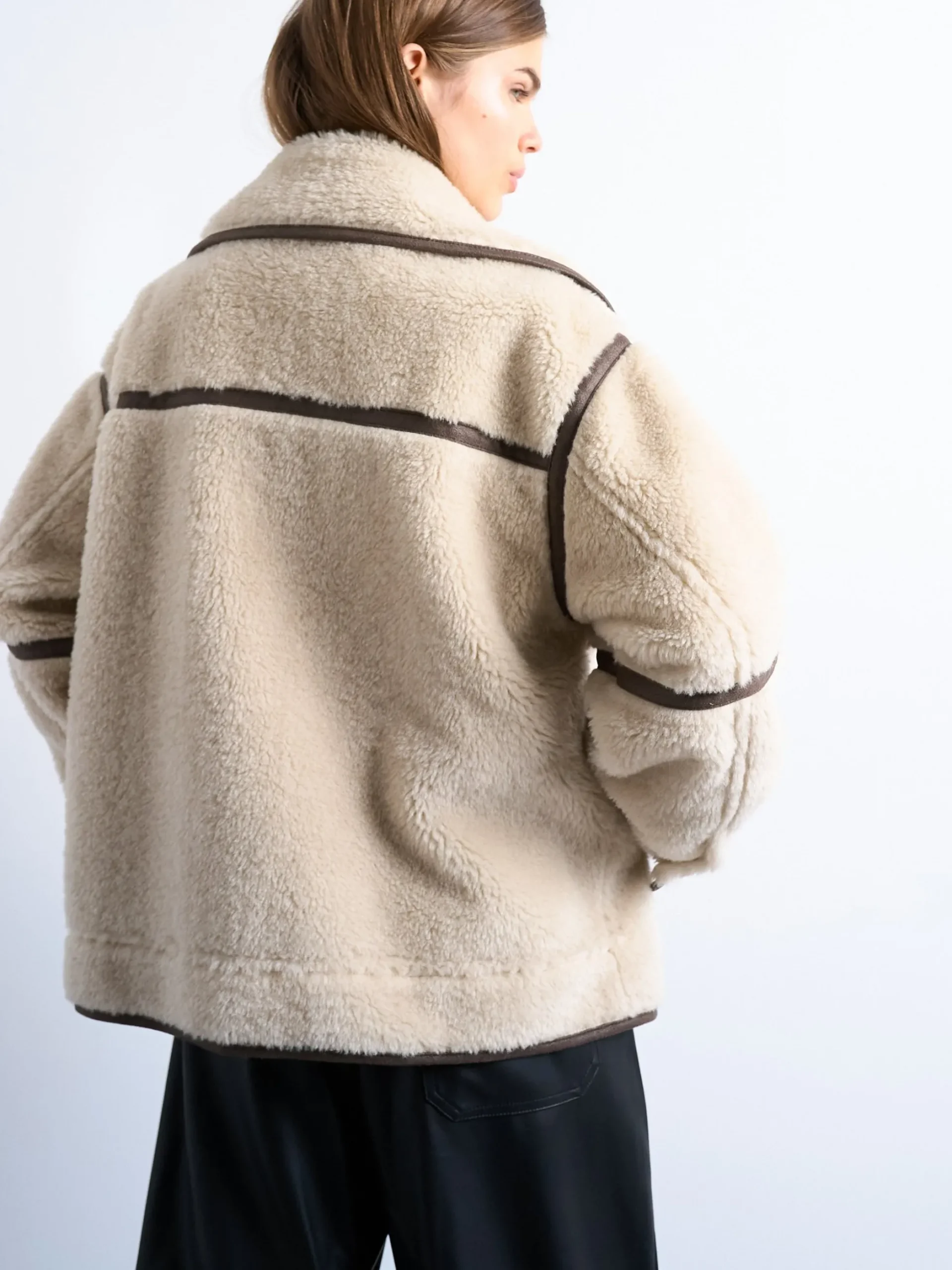 TSAVIAYA Jacke