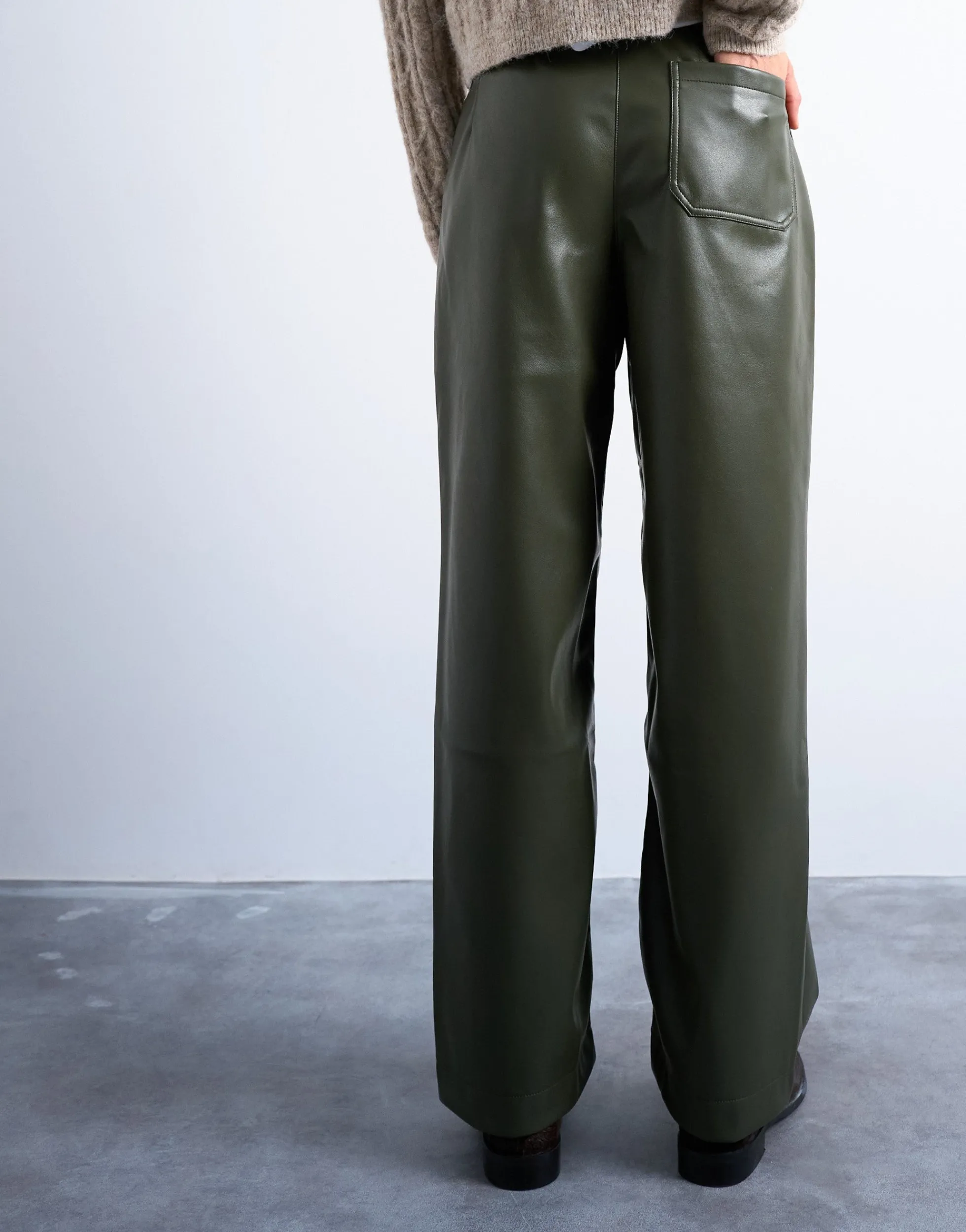 TSLAURA Hose
