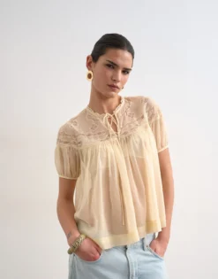 TSLAYLA Top