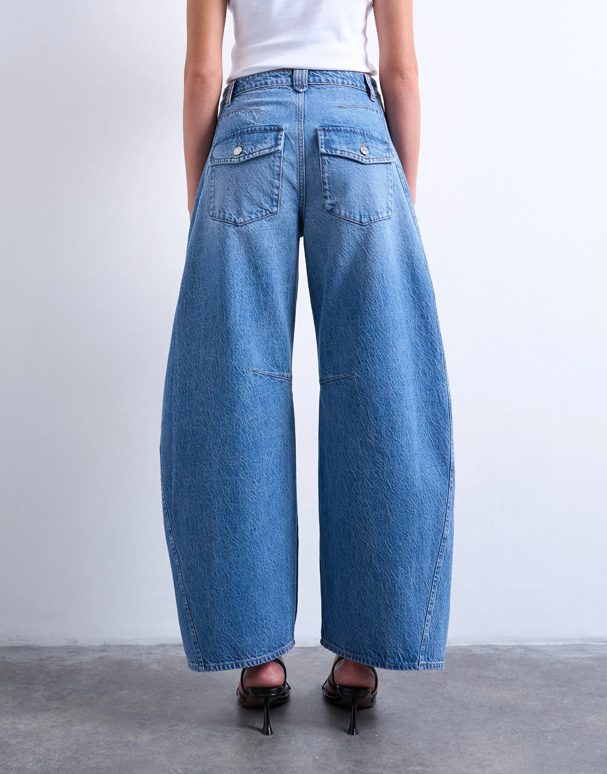TSNANNA Barrel Fit Jeans