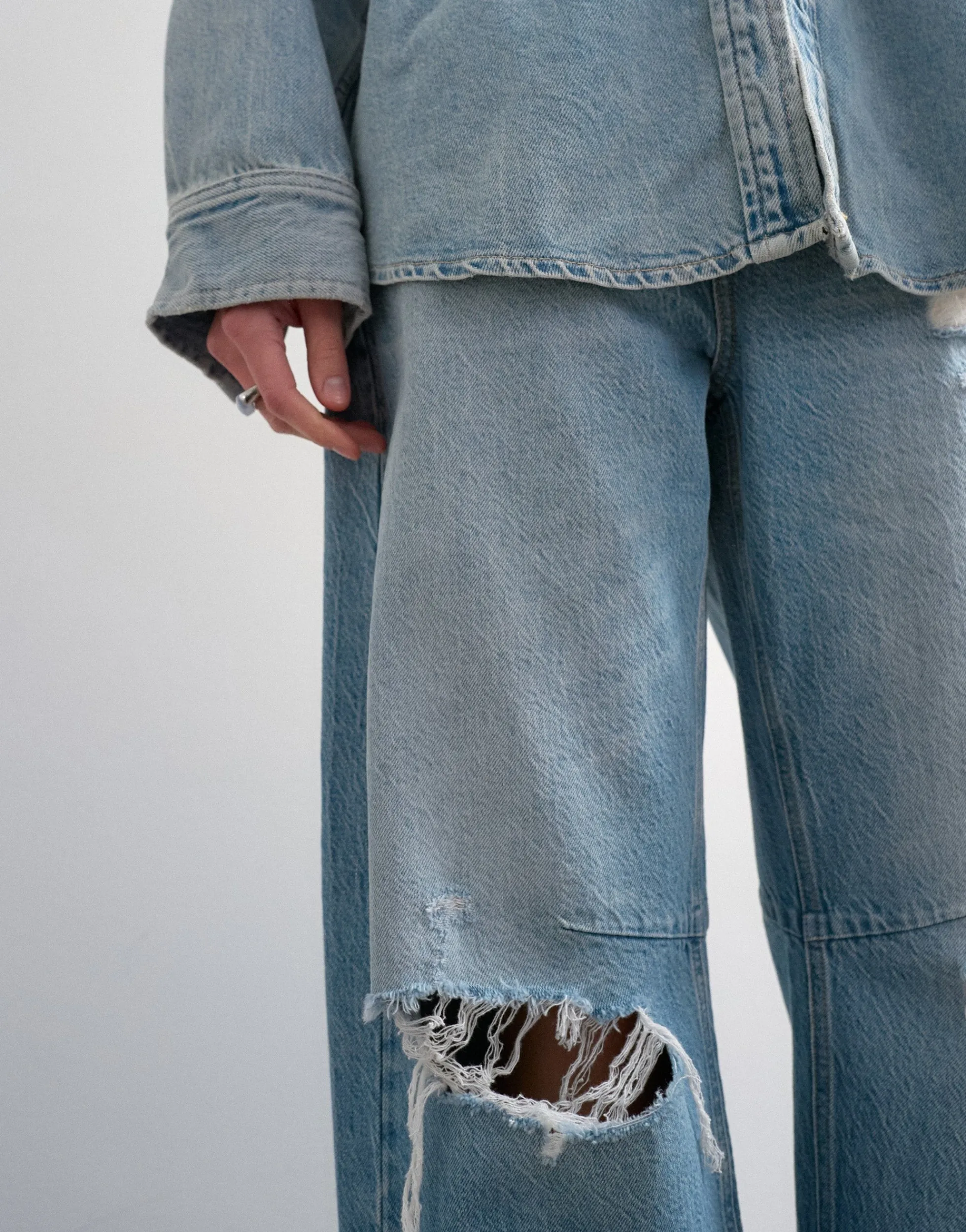 TSNORA Mid Rise Barrel Fit Jeans