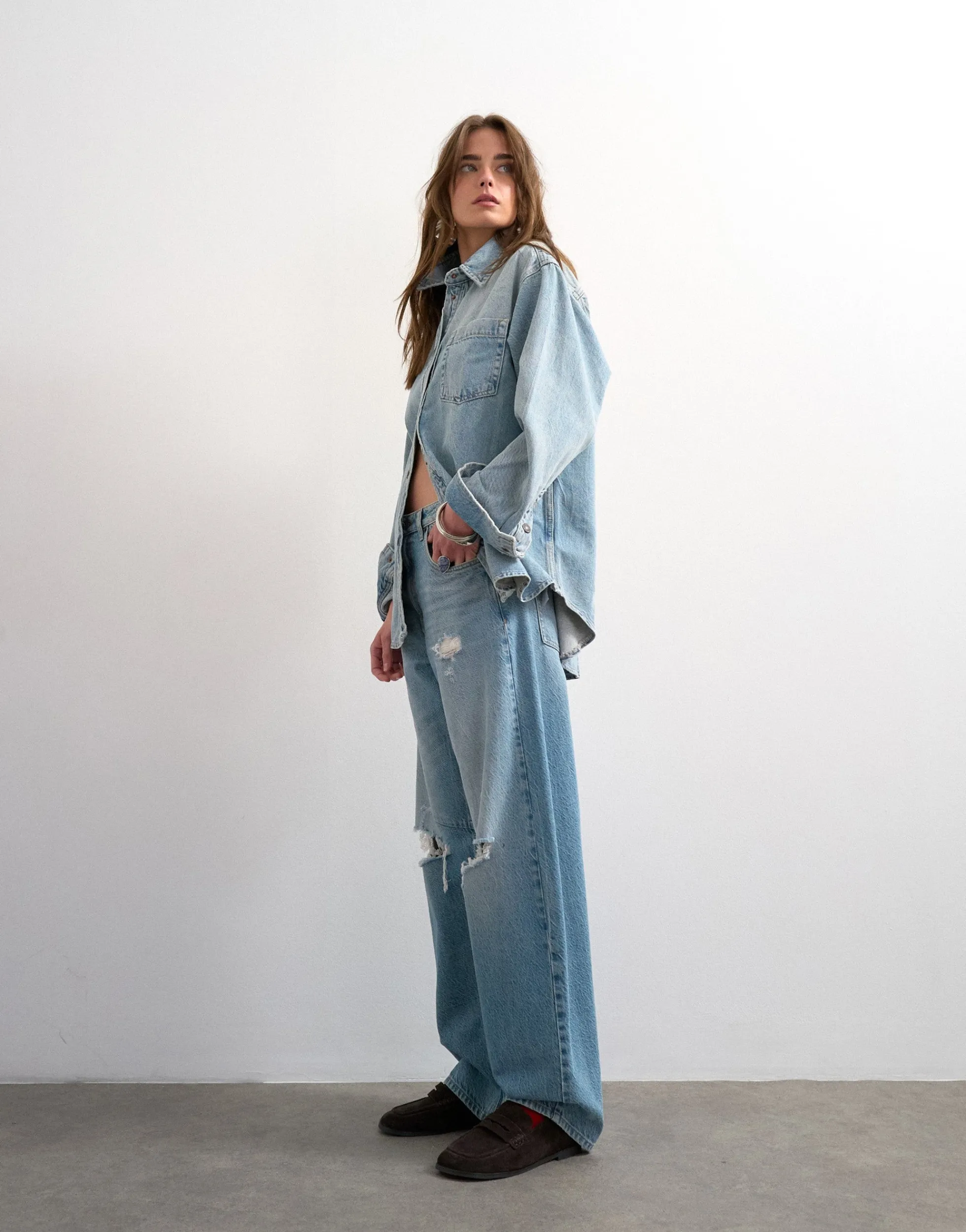 TSNORA Mid Rise Barrel Fit Jeans