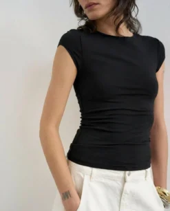 TSPERNILLA Top