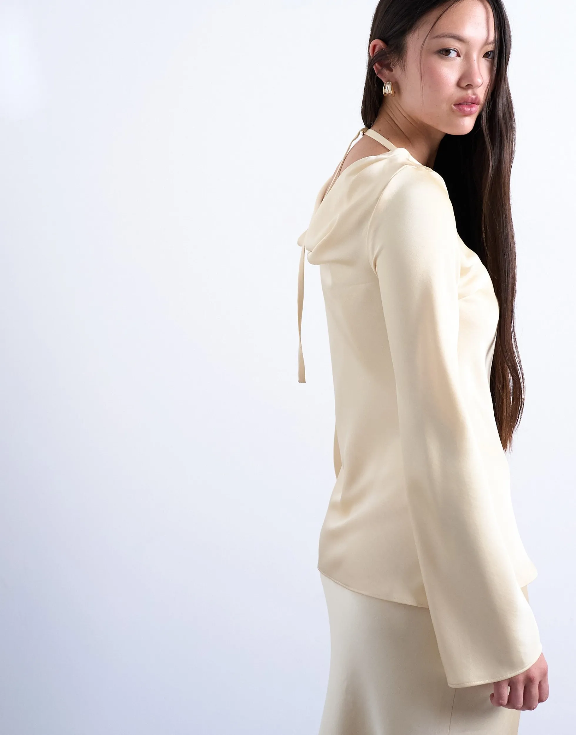 TSTALIA Top