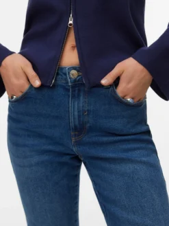 VMAMARA Mid Rise Gerade geschnitten Jeans