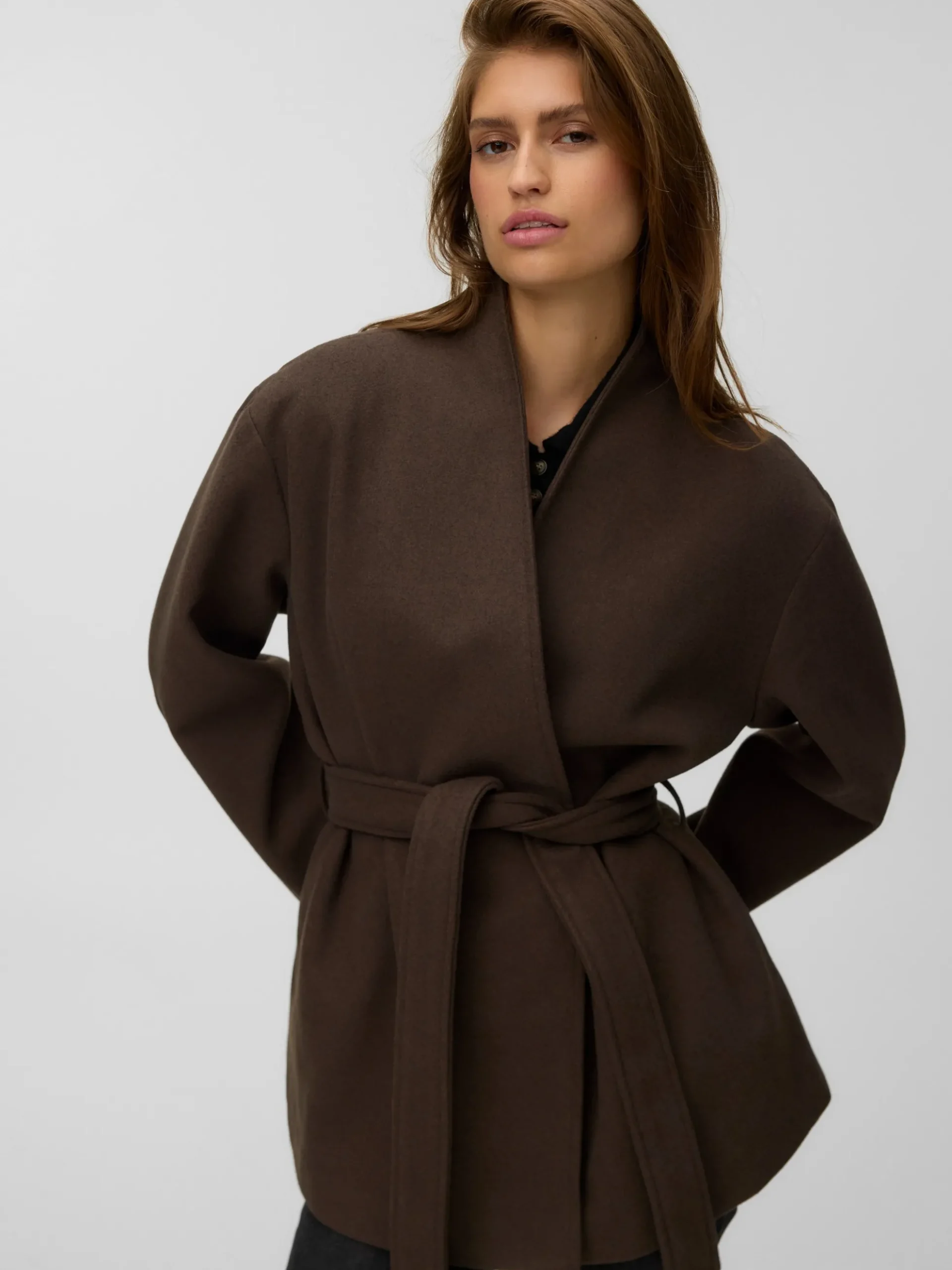 VMBABETTENORA Jacke