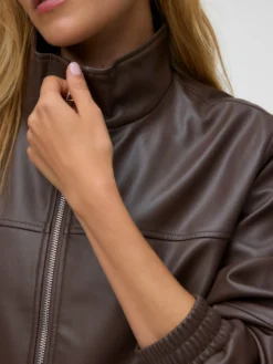 VMCAIAAVA Jacke