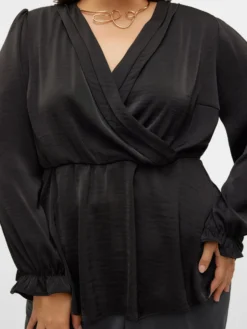 VMCMARY Top