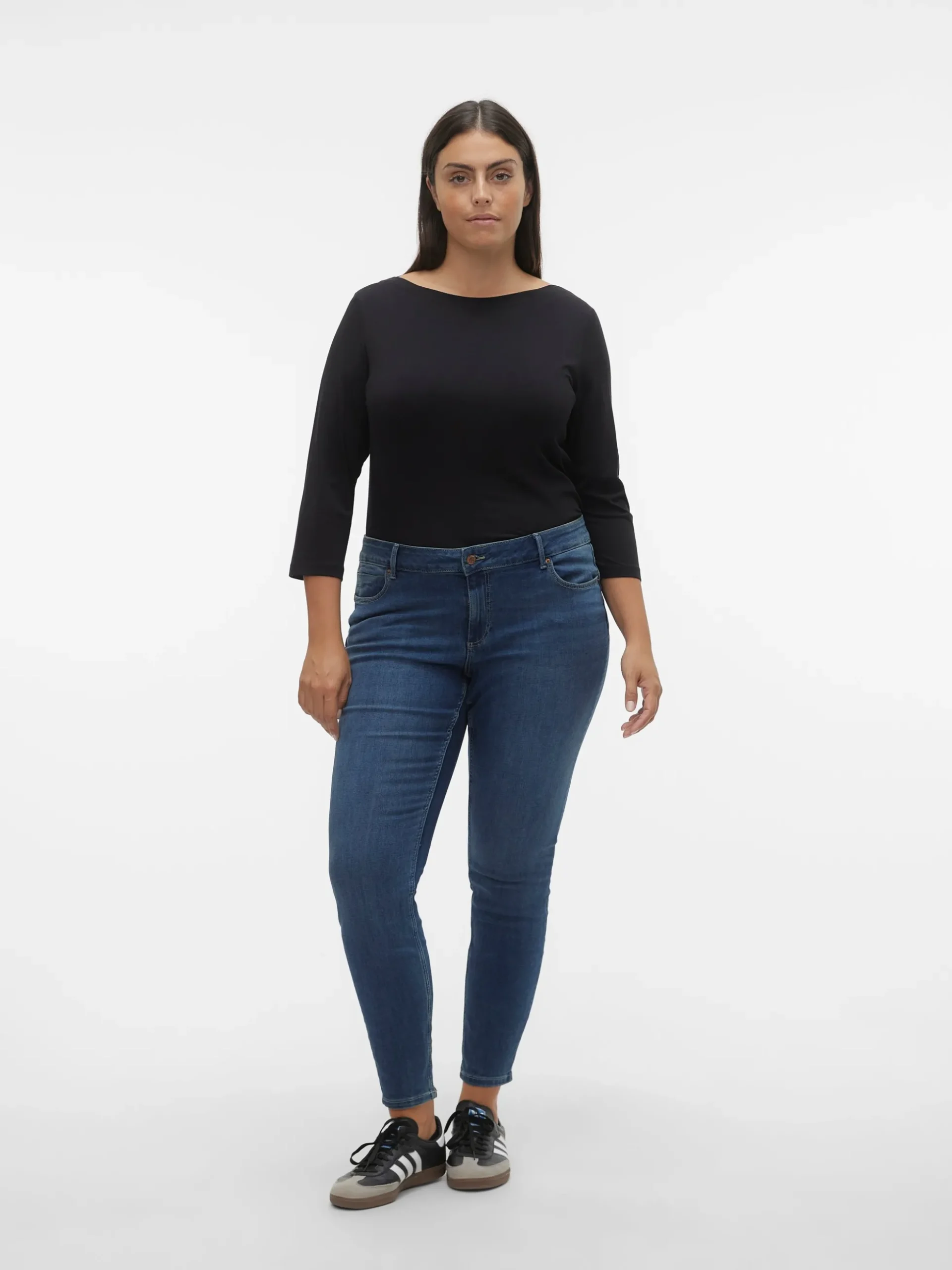 VMCSELA Mid Rise Slim Fit Jeans