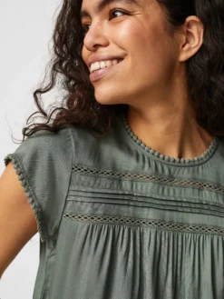 VMDEBBIE Top