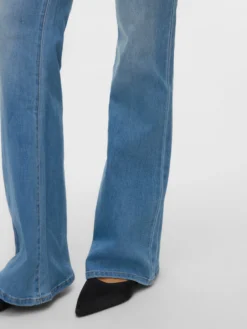 VMELLA Mid Rise Ausgestellt Jeans