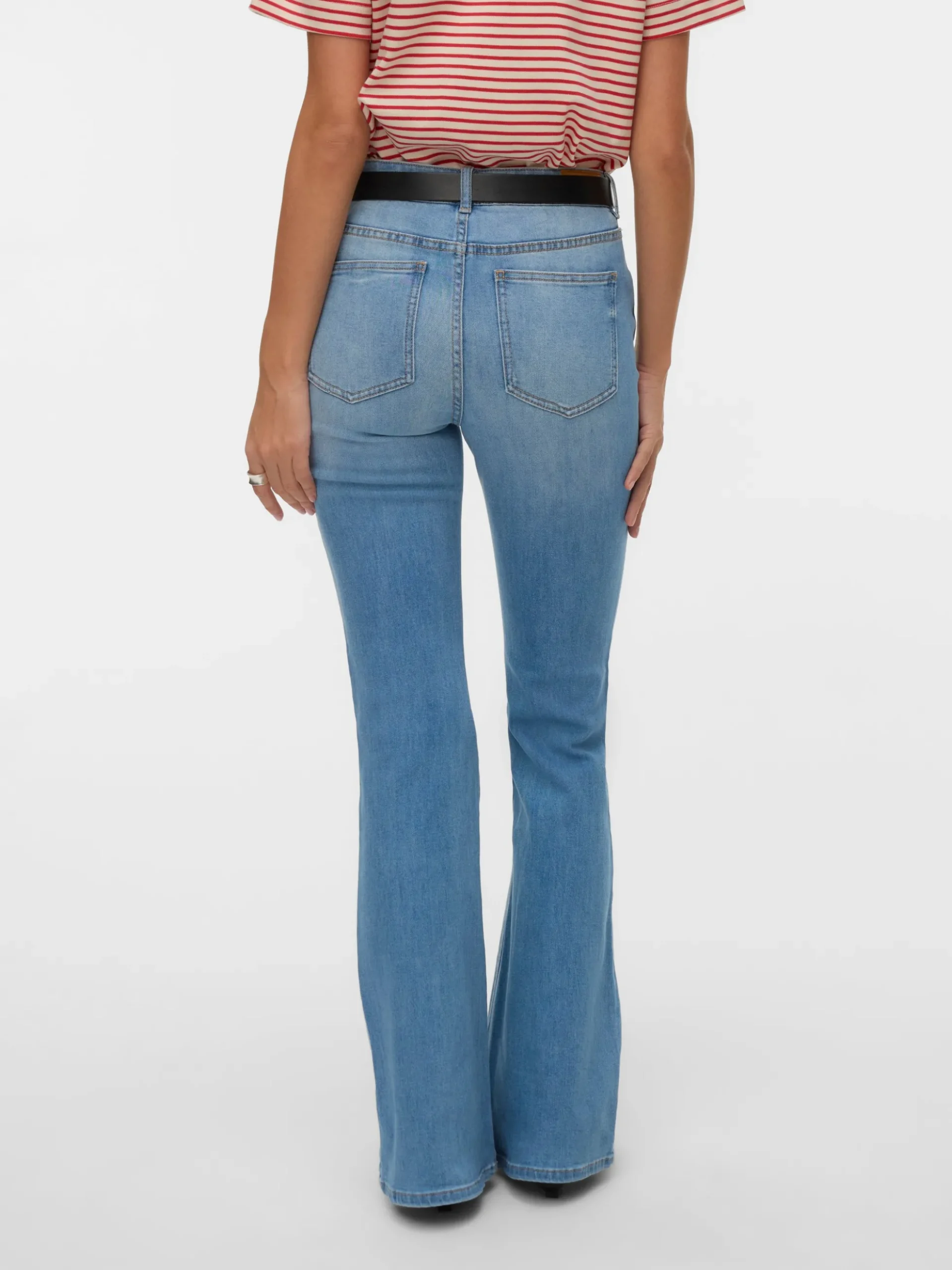 VMELLA Mid Rise Ausgestellt Jeans
