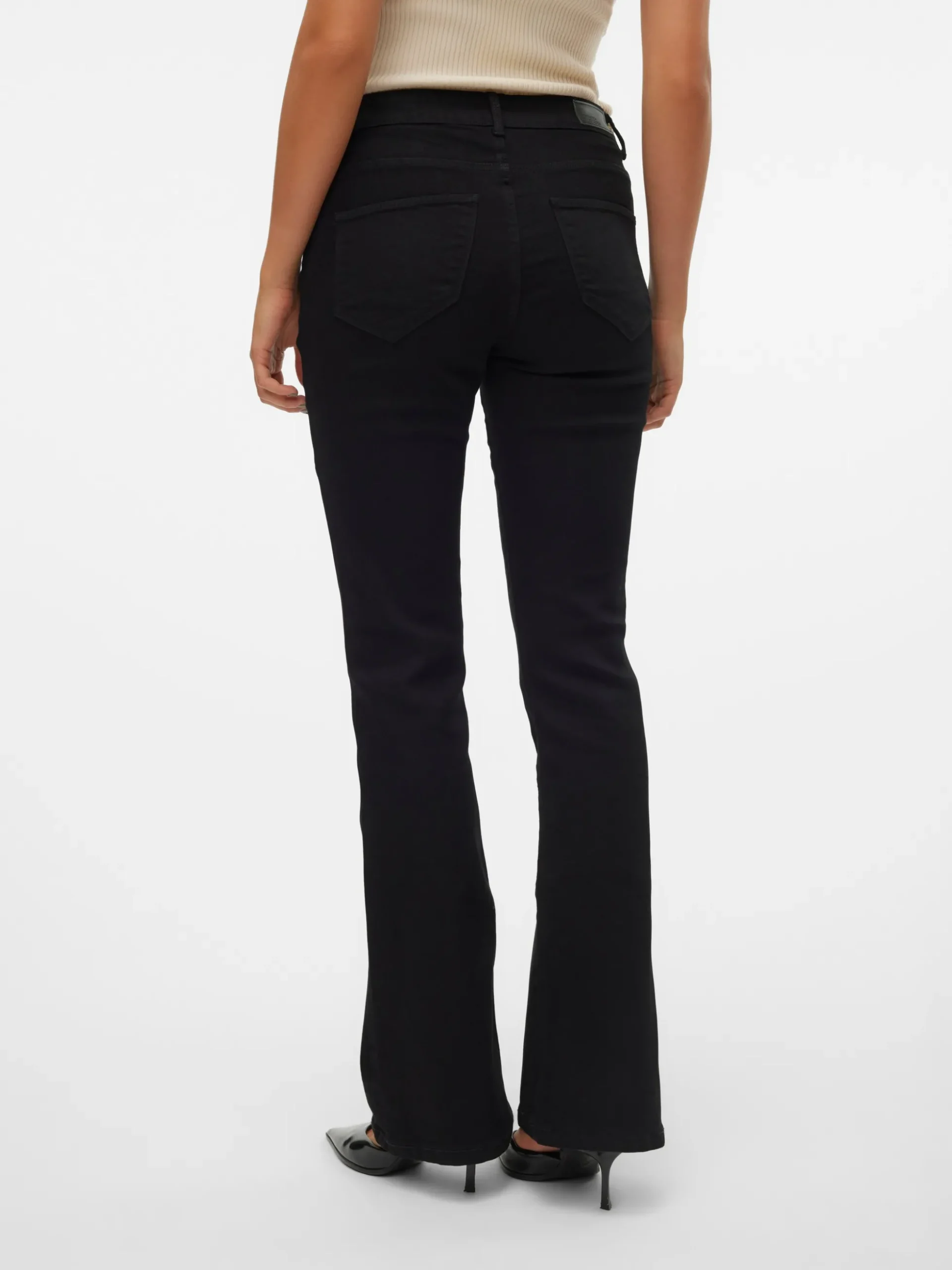 VMELLY Mid Rise Ausgestellt Jeans