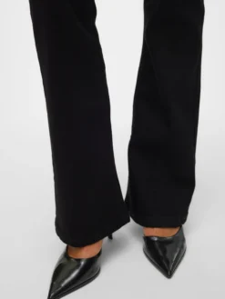 VMELLY Mid Rise Ausgestellt Jeans