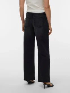 VMHALLIE Niedrige Taille Weite Passform - kurz geschnitten Jeans