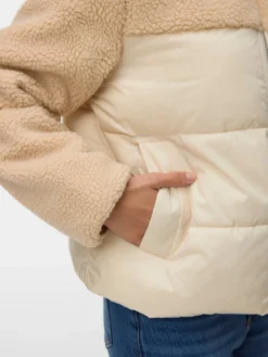 VMHOLLY Jacke