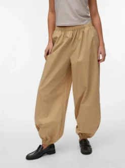 VMJOSE Mittlere Taille Hose