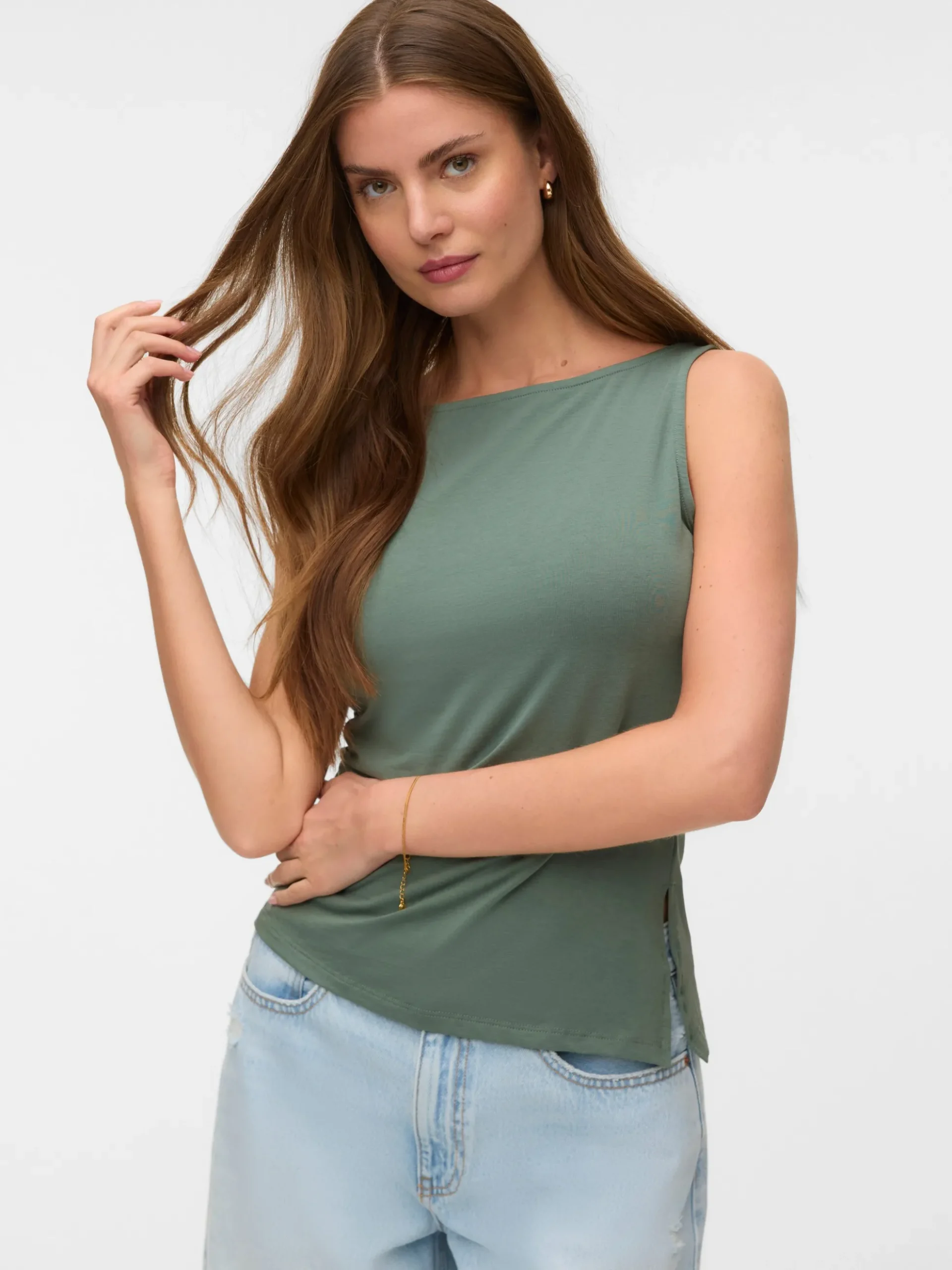 VMKIRA Top