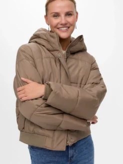 VMKYLIE Jacke