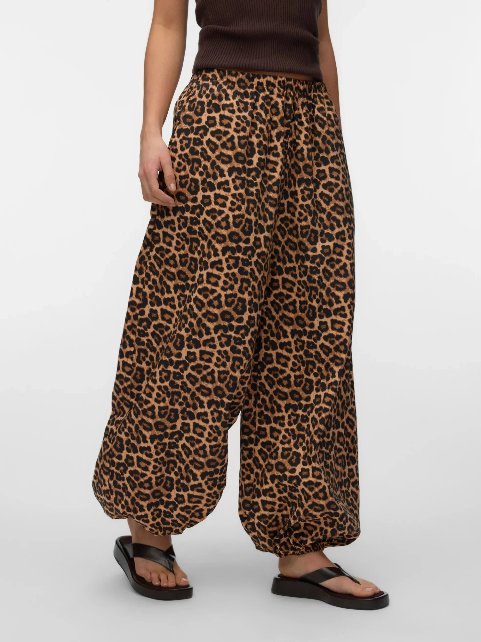 VMLOTUS Mittlere Taille Hose