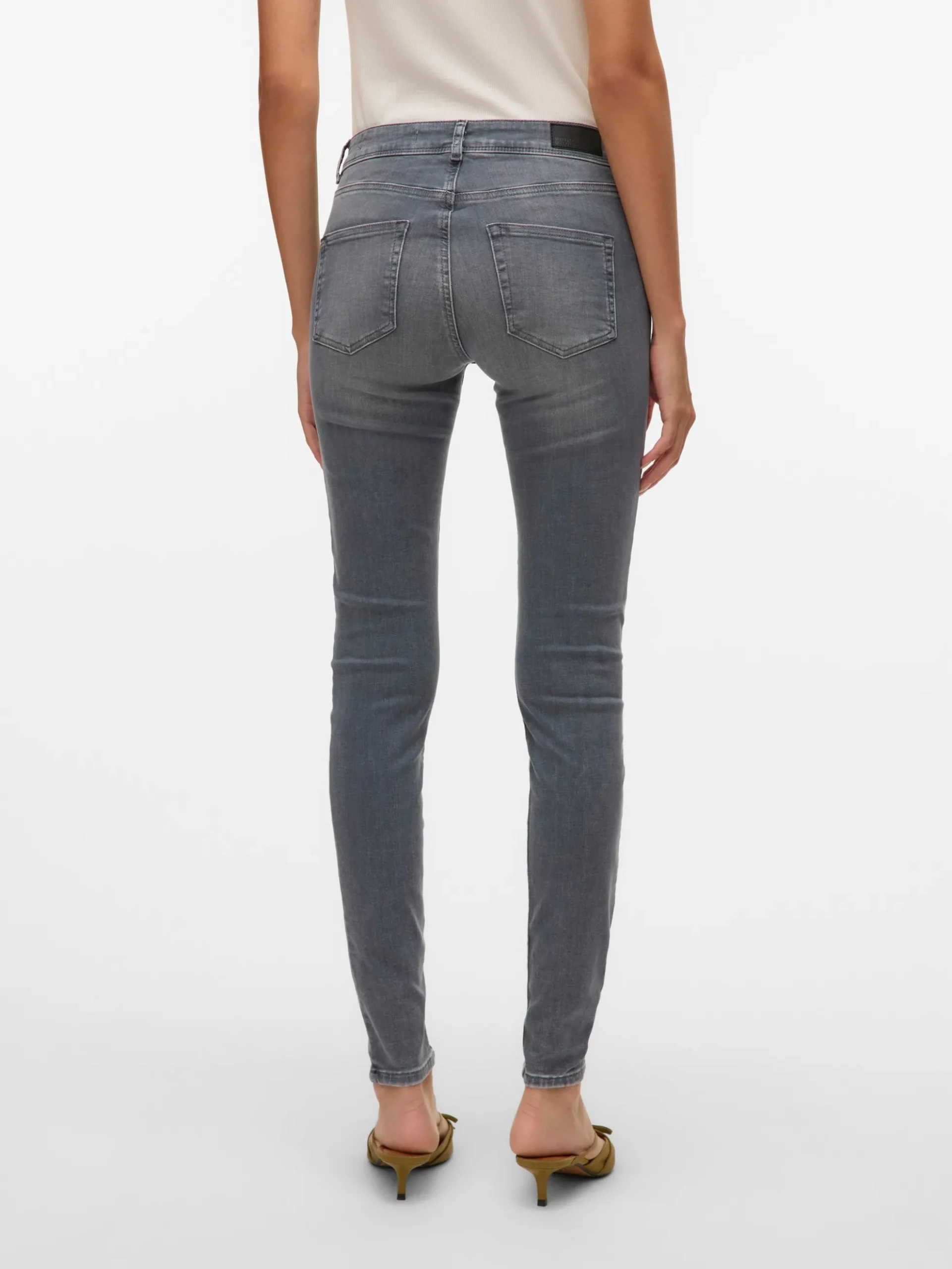 VMLUX Mid Rise Slim Fit Jeans