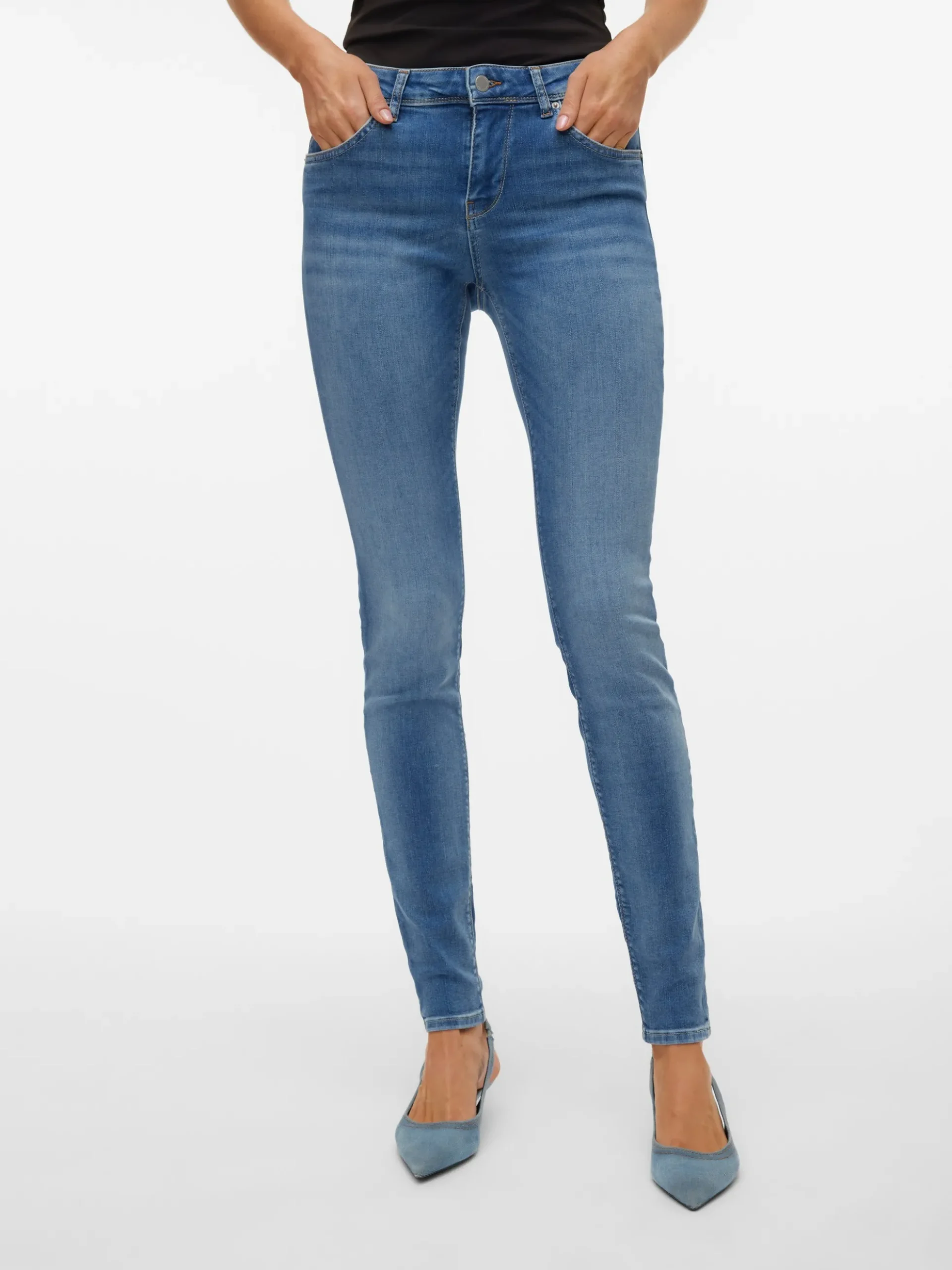 VMLUX Mid Rise Slim Fit Jeans